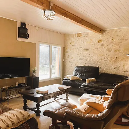 La Chouette - Ancienne Grange Entierement Renovee 4 Personnes Nyaraló *